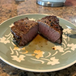 5 ounce sirloin tip steak.webp